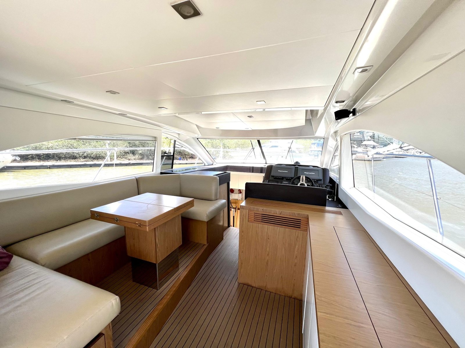 Beneteau 49 Flyer - Imagem 6