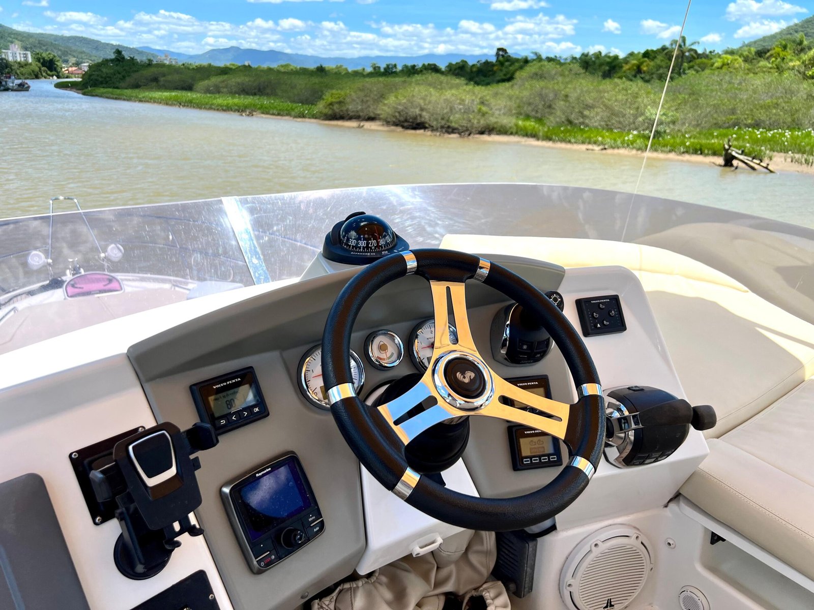 Beneteau 49 Flyer - Imagem 18